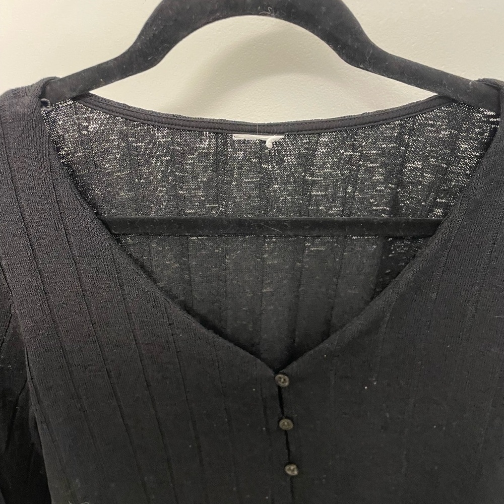 Black Button-Up Bell Sleeve Top - Picture 2 of 4